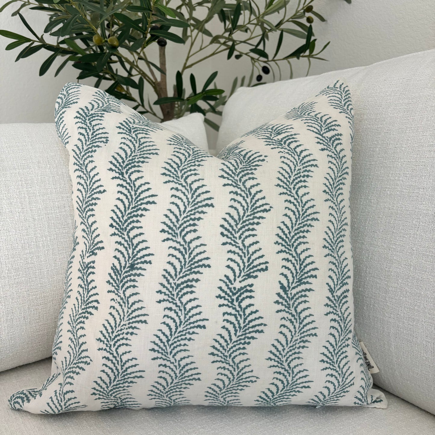 Alia - hand block printed linen pillow cover (blue)