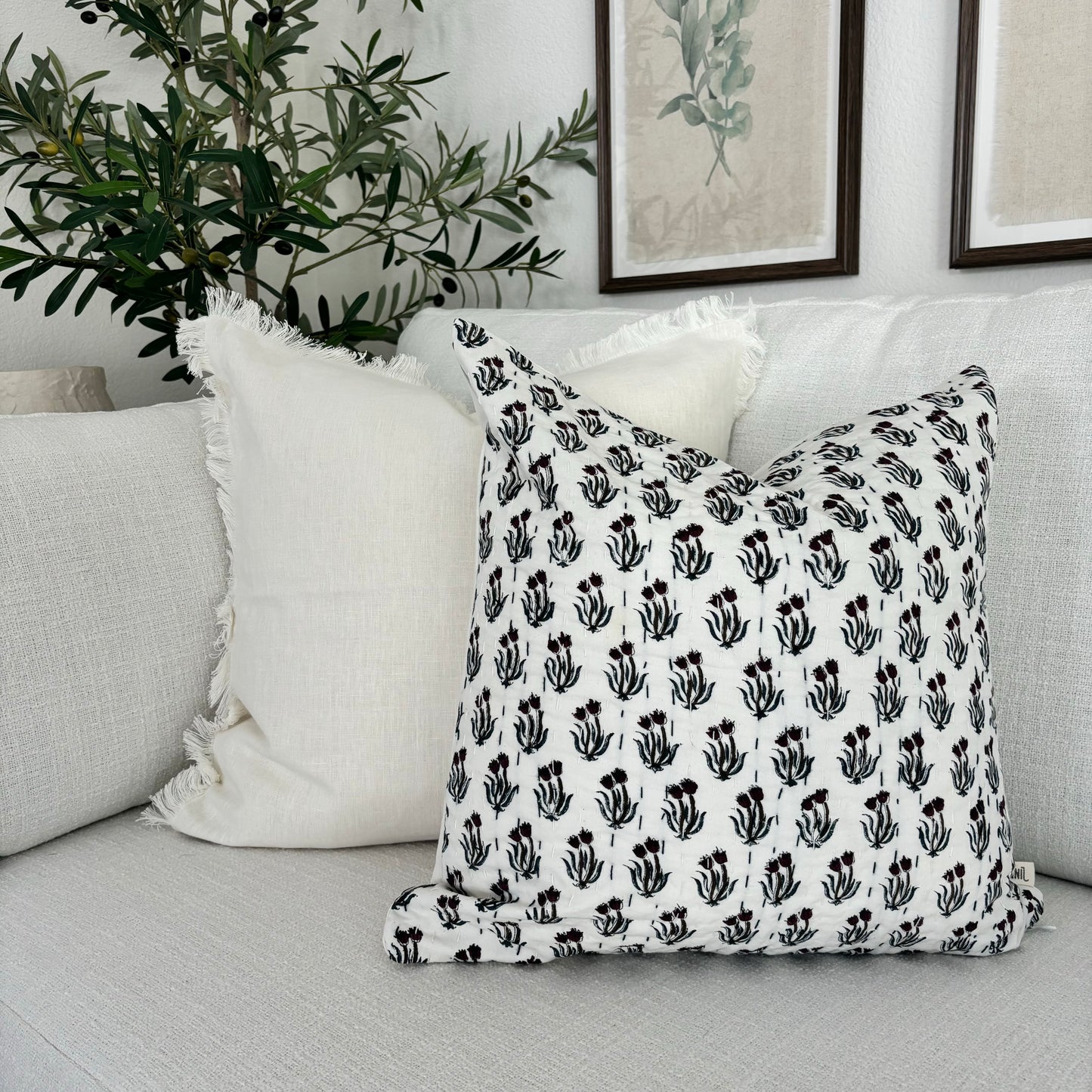 Louise - hand block printed pillow cover (red)