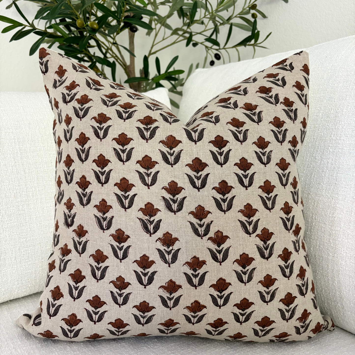 Floral pillow cover - rust-brown (Tulip)