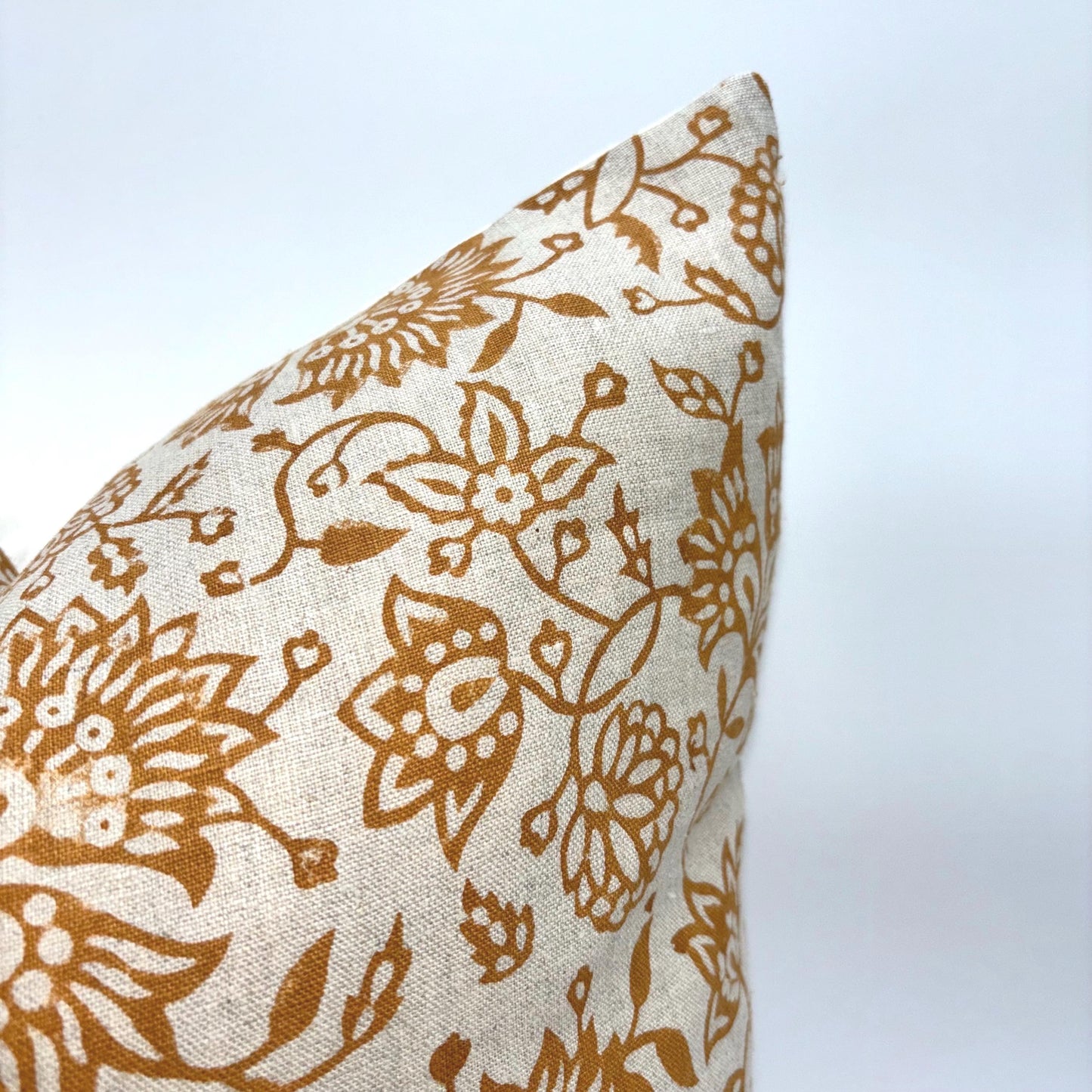 Alisha - hand block printed linen pillow cover (rust)