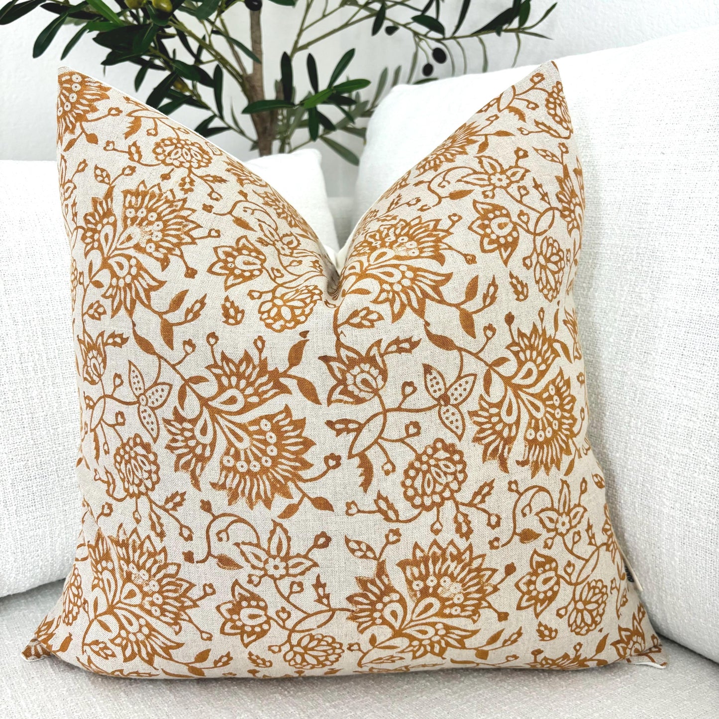 Alisha - hand block printed linen pillow cover (rust)