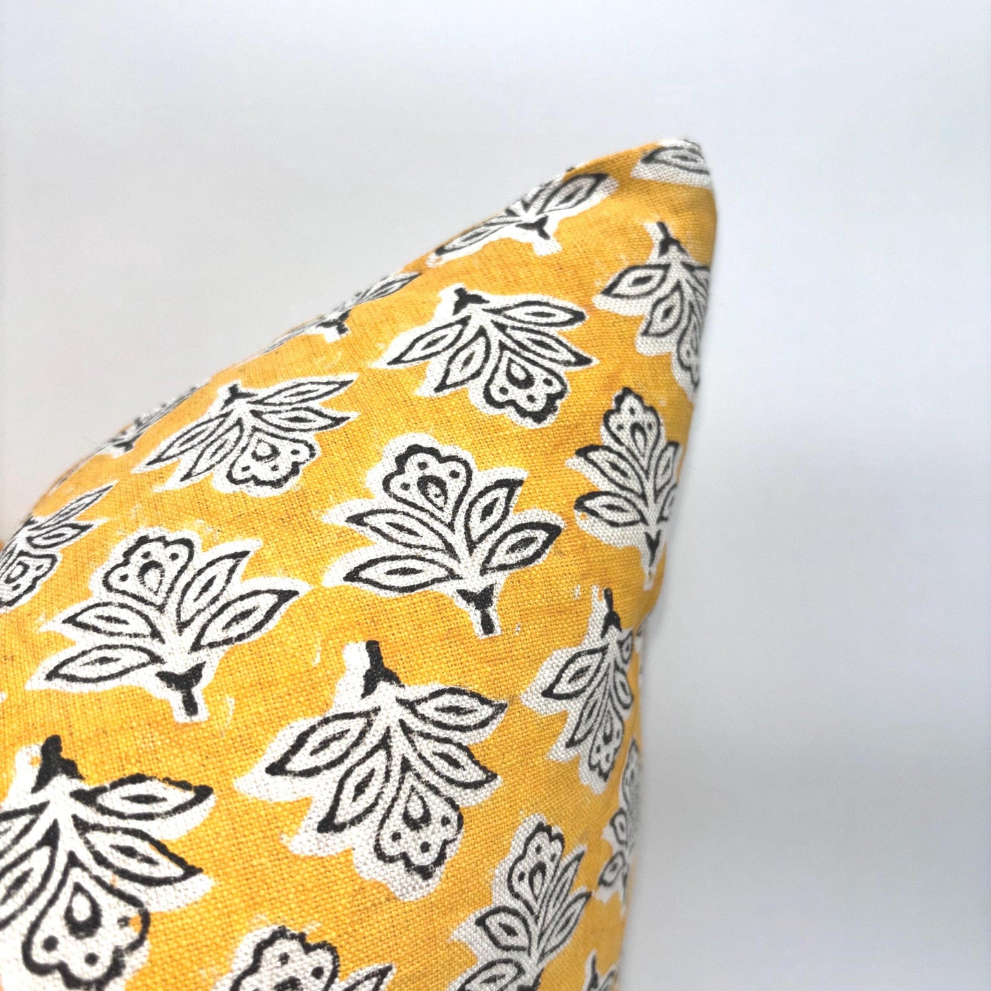 Ada - hand block printed linen pillow cover (yellow)