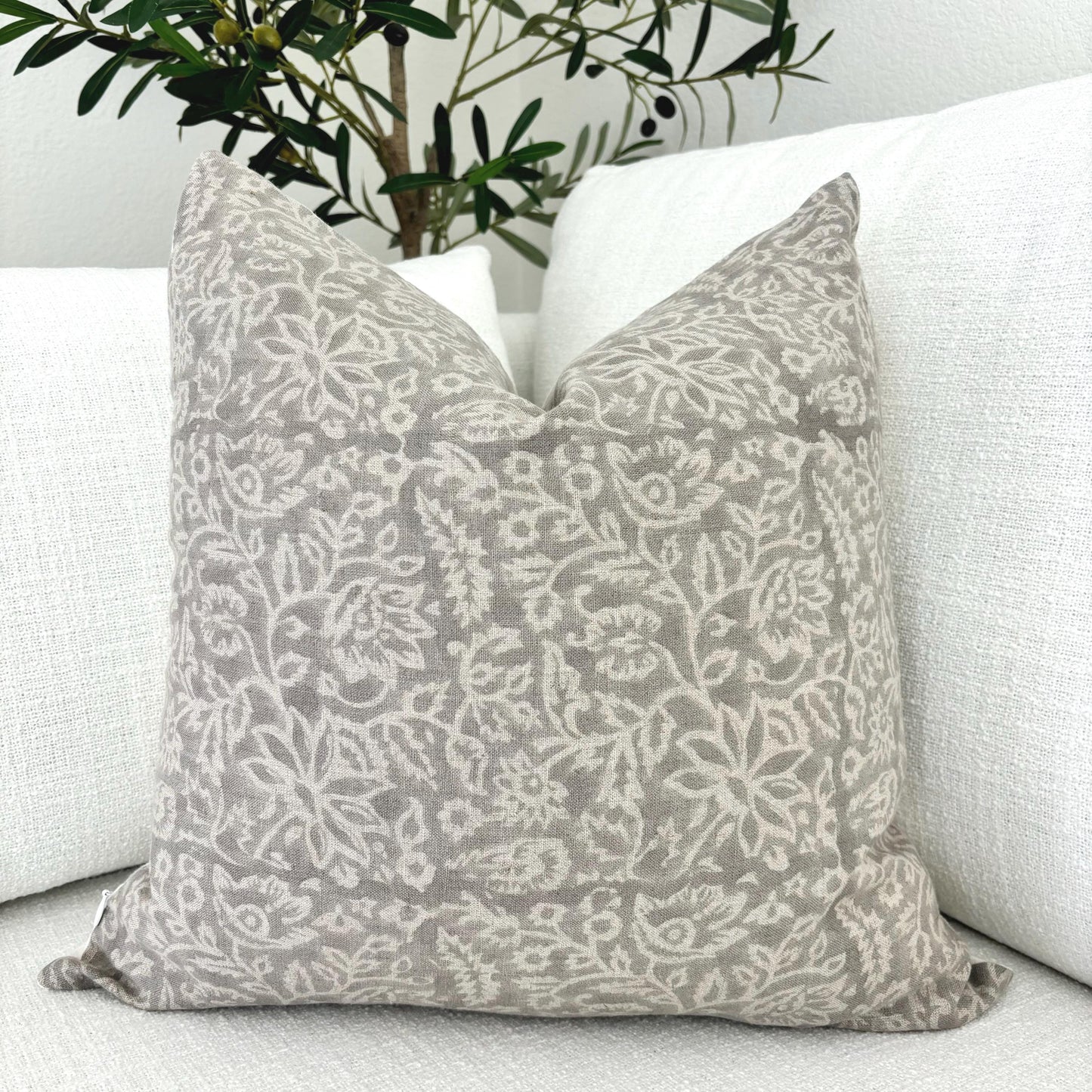Henna - hand block printed linen pillow cover (gray)