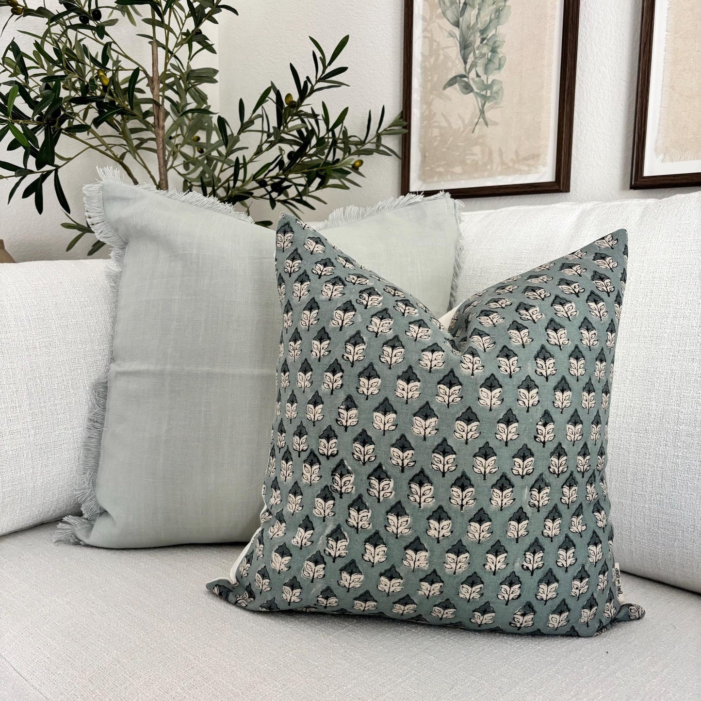 Lya - hand block printed linen pillow cover (turquoise)
