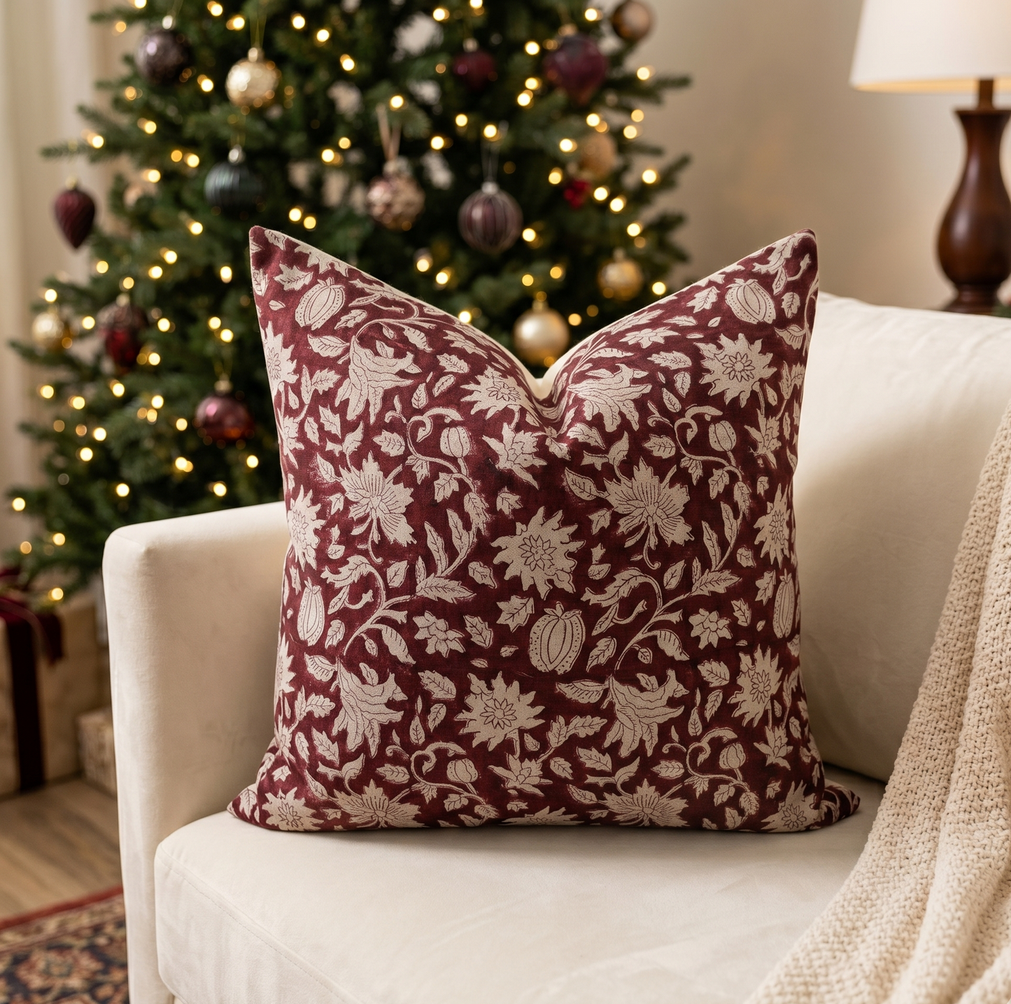 Block printed linen pillow cover - Xmas red (Cranberry)