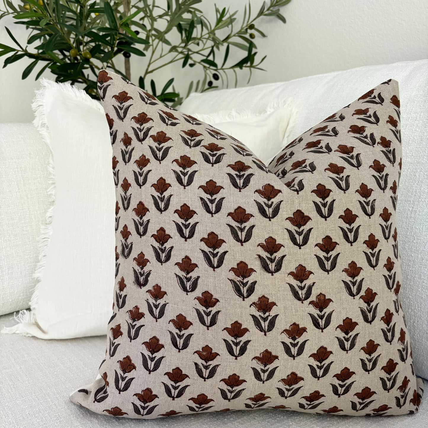 Floral pillow cover - rust-brown (Tulip)