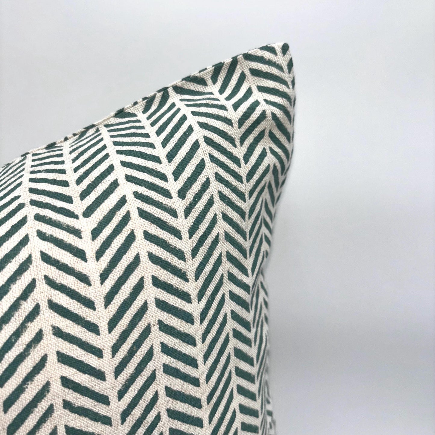 Noor - block printed linen pillow cover (green)