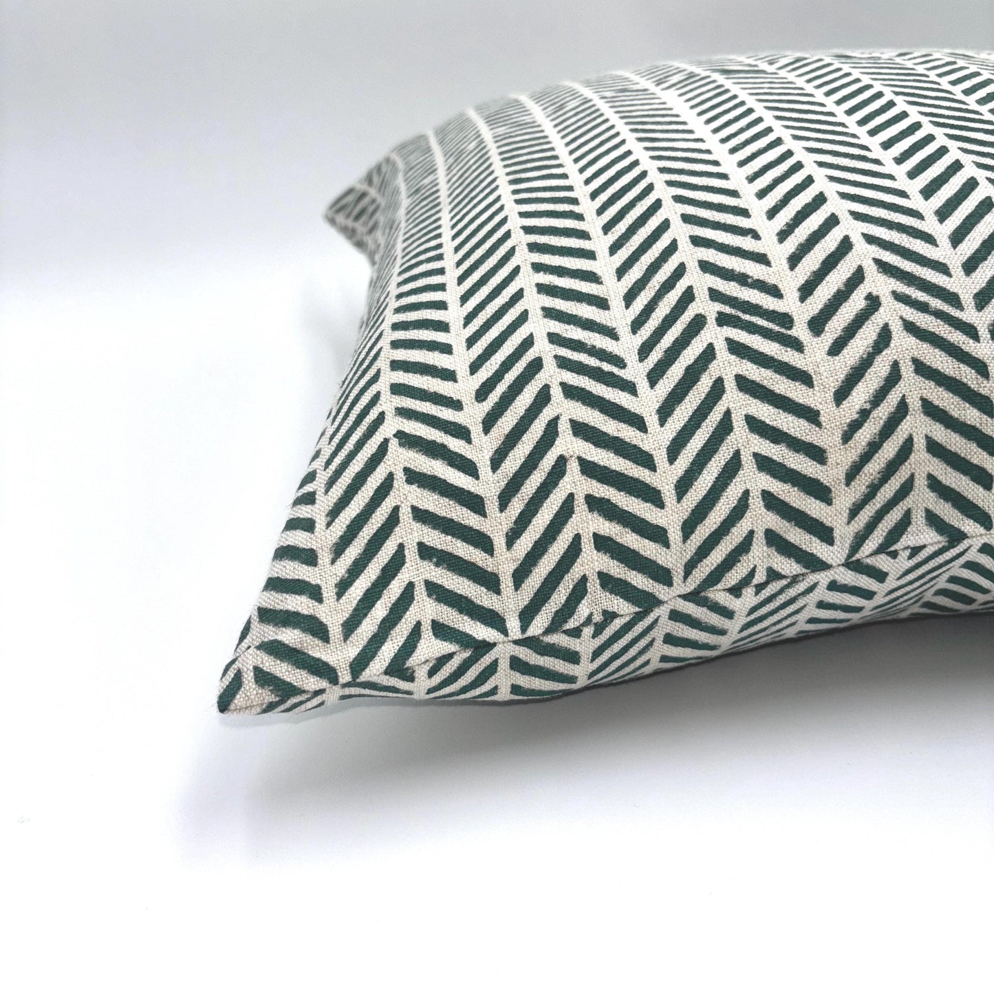 Noor - block printed linen pillow cover (green)