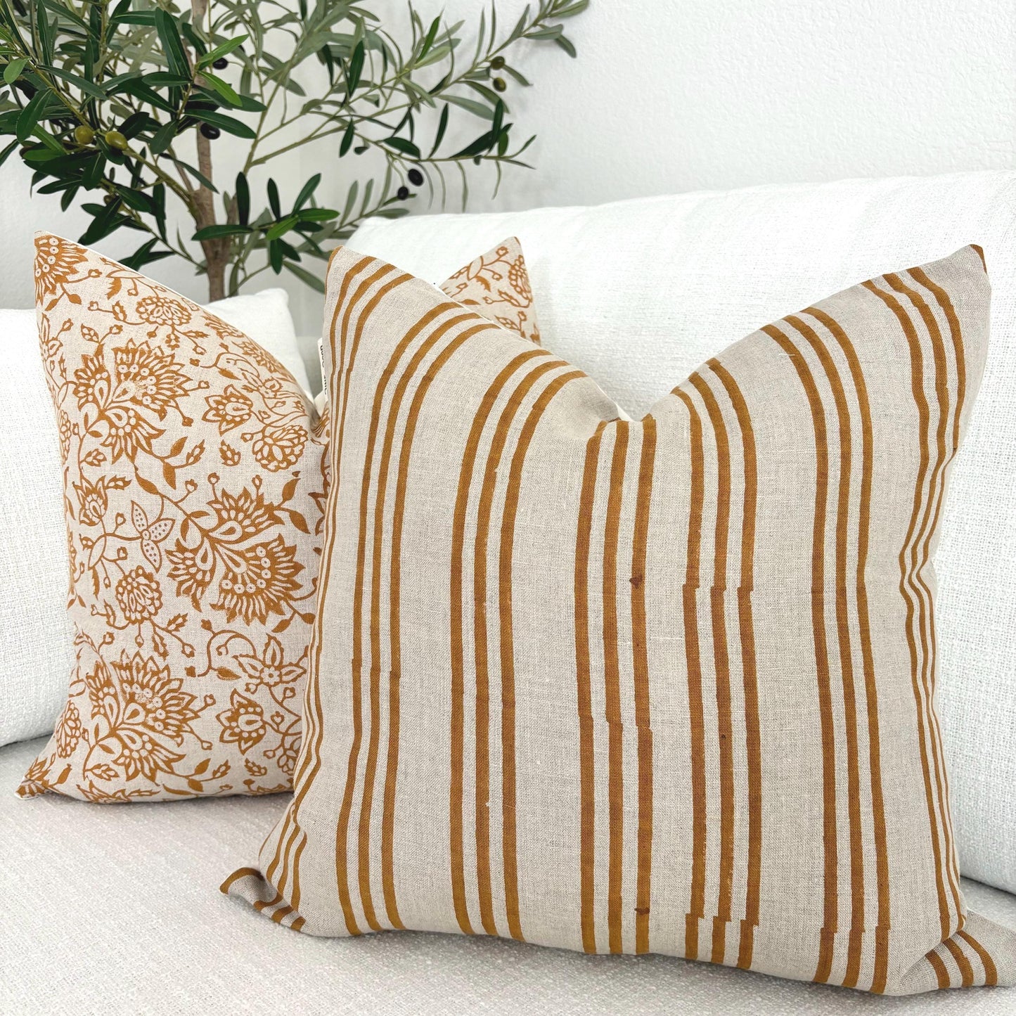 Reina - hand block printed linen pillow cover (rust)
